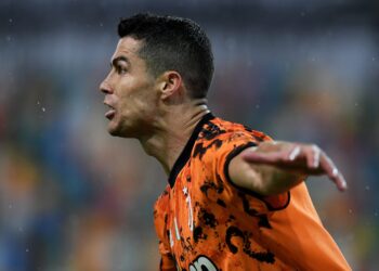 Ronaldo recule devant Messi pour garder les 4 meilleurs espoirs de la Juve en vie