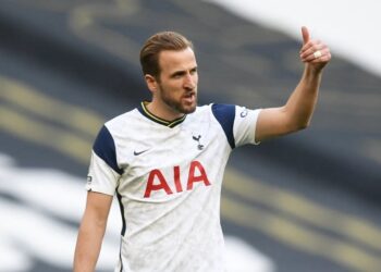 Enrique espère que Liverpool ira pour Kane de Tottenham
