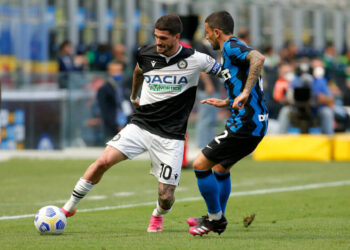 Le directeur de l’Udinese admet que Rodrigo De Paul, cible de Leeds United, partira probablement cet été