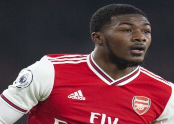 Manchester United envisage une décision pour le milieu de terrain d’Arsenal Ainsley Maitland-Niles