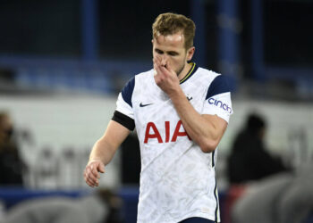 Manchester City et Manchester United s’apprêtent à offrir à Harry Kane 80 millions de livres sterling de salaire pour le tenter de Tottenham Hotspur
