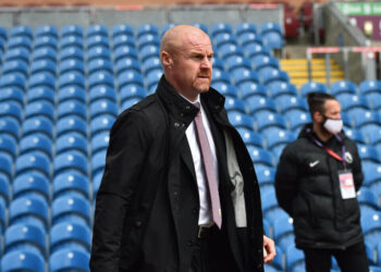 Newcastle United envisagerait de déménager pour le manager de Burnley Sean Dyche si Steve Bruce part