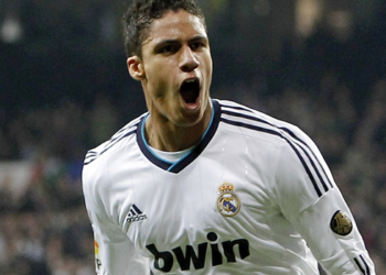 Ole Gunnar Solskjaer fait allusion à une nouvelle signature de l’arrière central pour Man United