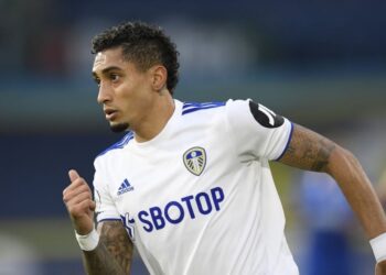 Jose Enrique dit que Raphinha serait un «  excellent ajout  » au LFC