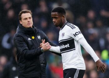 Ryan Sessegnon soutient le manager de Fulham Scott Parker pour le poste de Tottenham Hotspur