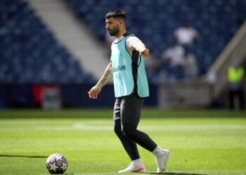 Sergio Aguero suspend son déménagement à Barcelone dans l’incertitude contractuelle de Messi