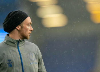 Southampton prévoit une nouvelle approche pour le milieu de terrain d’Everton, Tom Davies