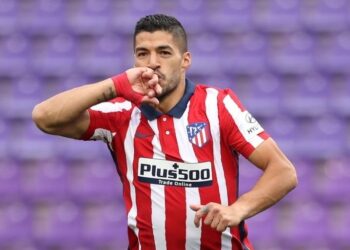 Enrique dit que Suarez serait une bonne signature pour Liverpool