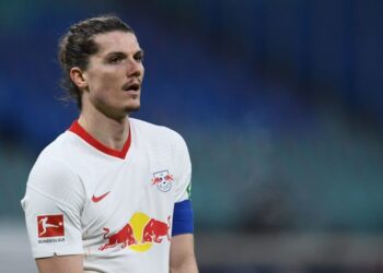Tottenham reste attaché à Nikola Milenkovic et Marcel Sabitzer