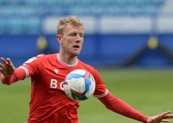 West Ham United aime le défenseur central de Nottingham Forest Joe Worrall