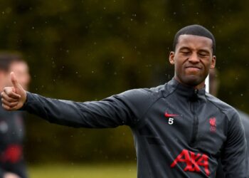 Les commentaires de Klopp suggèrent que la sortie de Wijnaldum n’est pas garantie