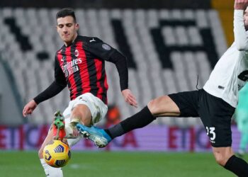 L’AC Milan s’entretiendra avec l’arrière latéral de Manchester United, Diogo Dalot