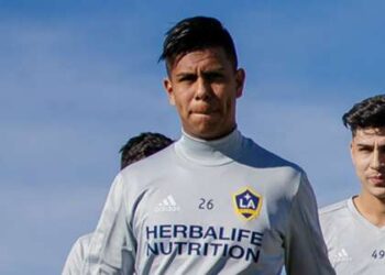 Chivas veut signer la star de LA Galaxy Alvarez