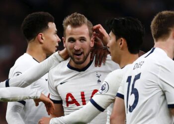 Les fans réagissent pour signaler que Man United offre 90 millions de livres sterling pour Harry Kane