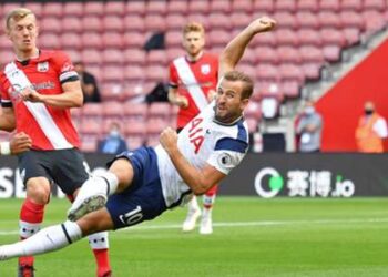 Kerr: Manchester City, Barcelone parmi cinq équipes capables de signer Kane de Tottenham