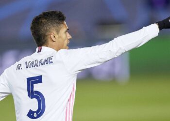 Le Real Madrid et Man United se disputent les frais de Raphael Varane