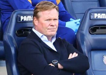 «  Deux semaines pour trouver un meilleur partenaire  » – Les agents de Koeman furieux contre le président barcelonais Laporta