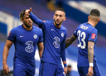 Rapport: Napoli envisage une offre pour Hakim Ziyech