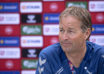 Journal Euro 2020: le Danemark en mission, calmez-vous Redknapp, FA saute le pistolet