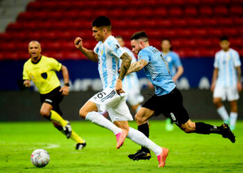 Arsenal rejoint Tottenham dans la course à Joaquin Correa
