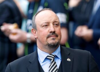 White affirme que l’ancien patron de Liverpool, Benitez, ira à Everton