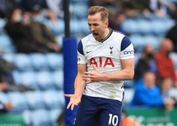 Man City fait une offre officielle pour Harry Kane de Tottenham