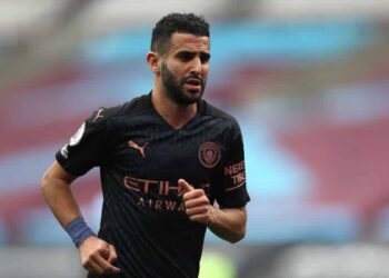 Arsenal s’enquiert de Riyad Mahrez de Manchester City
