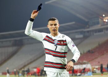 Ronaldo révèle qu’il n’aime pas Coca Cola et dit aux gens de boire de l’eau