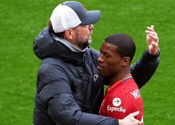 Le tweet d’anniversaire de Wijnaldum Klopp attristera les fans de Liverpool