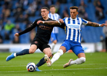 Leeds United n’a pas l’intention de re-signer le défenseur de Brighton Ben White