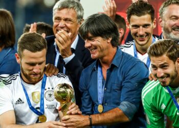 L’entraîneur allemand Joachim Low riposte à Jurgen Klopp après une critique tactique