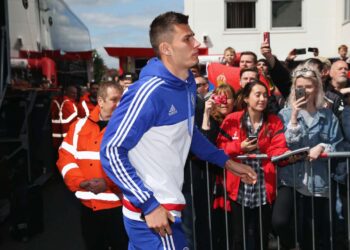 De grandes décisions pour Chelsea alors que 6 prêteurs de haut niveau reviennent au club –