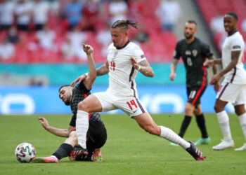 Rio Ferdinand commente le départ potentiel de Kalvin Phillips de Leeds United