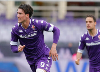 Tottenham prend le relais de Dusan Vlahovic