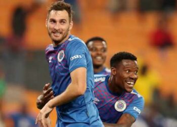 Grobler: la cible signalée des Orlando Pirates et des Kaizer Chiefs prolonge le contrat de SuperSport United