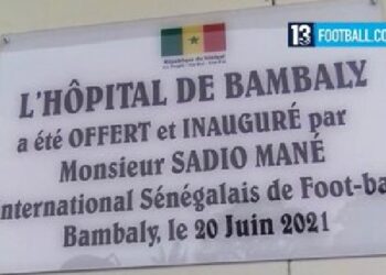 La superstar de Liverpool inaugure un nouvel hôpital de 530 000 € dans sa ville natale