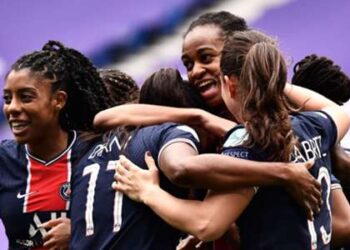 Le PSG remporte le premier titre féminin de Division 1 du club alors que le règne de Lyon touche à sa fin