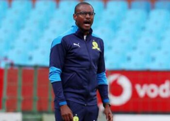 Peut-être que Mamelodi Sundowns n’aurait pas dû perdre contre Kaizer Chiefs – Mokwena hanté par la défaite