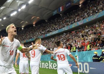 Xhaka peut alors que la Suisse élimine la France + la rafle d’Arsenal