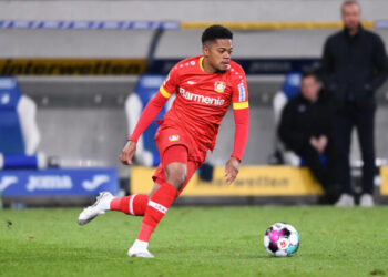Bayer Leverkusen rejette l’offre de 25 millions de livres sterling d’Aston Villa sur Leon Bailey