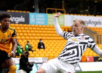 Le Real Madrid prêtera Donny van de Beek dans le cadre de l’accord avec Raphael Varane – vraiment ?