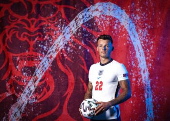 Les artilleurs signent pour la troisième fois, Ben White atterrit à Londres et les revendications salariales de Tammy Abraham révélées