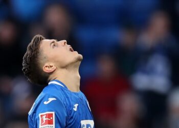 La cible de Liverpool, Baumgartner, répond au lien avec Anfield