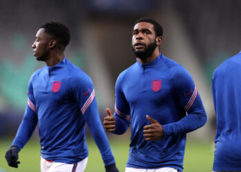 Burnley et Southampton intéressés par le prêt de Japhet Tanganga