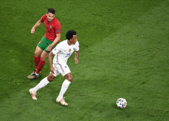 Chelsea et Séville négocient un accord d’échange impliquant Zouma et Kounde