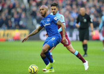 Delph fait face à un avenir incertain à Everton