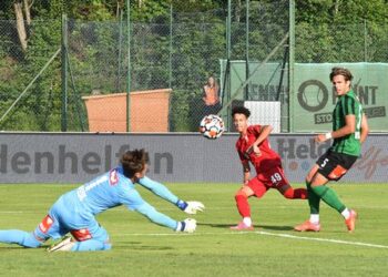 Trois stars surprises se démarquent alors que Liverpool enregistre des impasses en Autriche