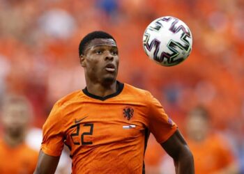 Everton doit agir rapidement pour signer Denzel Dumfries