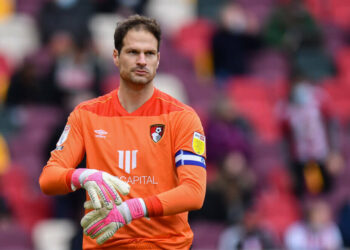 Everton intéressé par la signature du gardien de Bournemouth Asmir Begovic