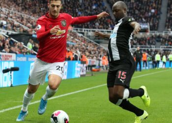 L’AC Milan remplacera Diogo Dalot de Manchester United